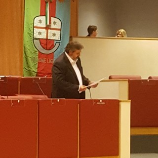 Approvata la mozione Vaccarezza-Muzio per il riconoscimento della figura del "Caregiver"