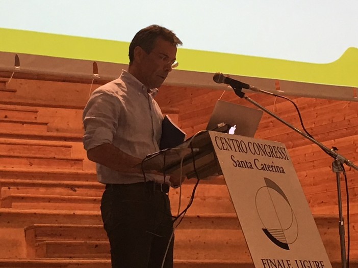 "L’Alt®a Via del Finalese", presentati i risultati dopo sette mesi di ricerche sul territorio e consultazioni pubbliche "L’Alt®a Via del Finalese", presentati i risultati dopo sette mesi di ricerche sul territorio e consultazioni pubbliche