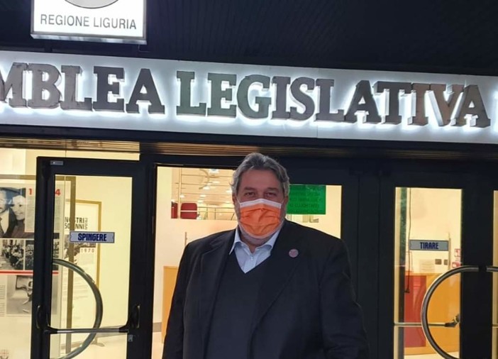 Vaccarezza in Regione: "Così comincia la mia nuova legislatura..." Vaccarezza in Regione: "Così comincia la mia nuova legislatura..."