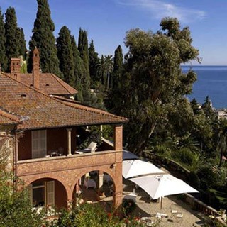 Villa della Pergola, il Circolo degli Inquieti di Savona organizza “A cena con Dickens”