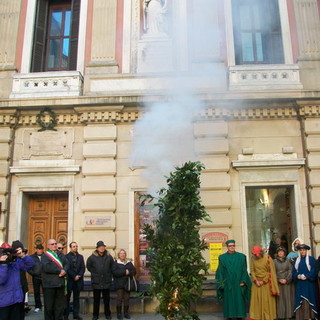 Domani a Varazze l’antica cerimonia del “Confeugo”