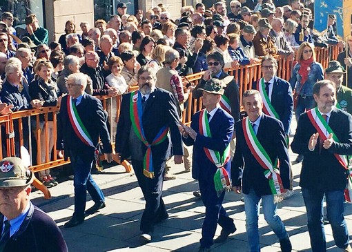 Vaccarezza: “Gli Alpini sono la nostra storia e oggi ricevono il giusto encomio” Vaccarezza: “Gli Alpini sono la nostra storia e oggi ricevono il giusto encomio”