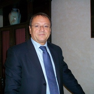 Savona: indetta borsa di studio per tesi di laurea dedicata al Comune, alla sua storia e alle sue funzioni