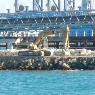 Domani alle ore 13 sopralluogo dell’assessore regionale Vesco ai lavori della piattaforma Maersk di Vado Ligure