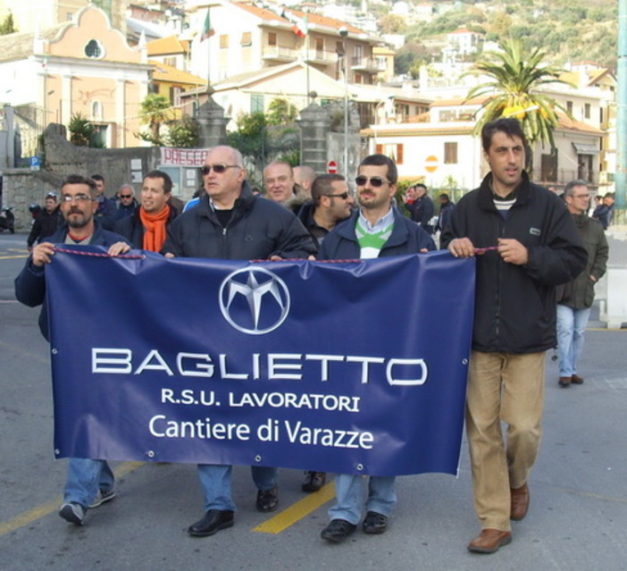 Varazze, proclamato lo sciopero ad oltranza ai cantieri Baglietto