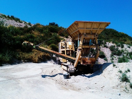 VAL Srl: a Cenesi un'azienda che vi guiderà allo smaltimento dei vostri materiali di lavorazione