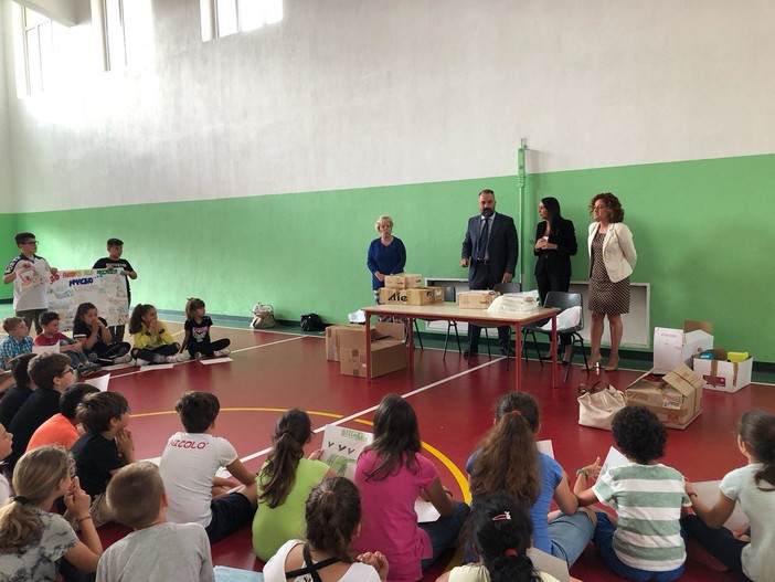 Vado Ligure, gli studenti a 'scuola di ambiente': concluso il progetto promosso da Ecosavona Srl e Green Up Srl Vado Ligure, gli studenti a 'scuola di ambiente': concluso il progetto promosso da Ecosavona Srl e Green Up Srl