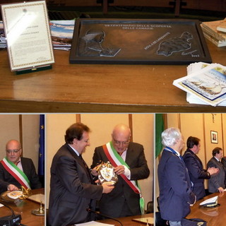 Varazze, lo scorso sabato è stata conferita la cittadinanza onoraria all’Avv. Alfonso Licata
