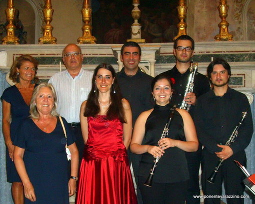 Bene la prima serata con “Varazze è Lirica” 2012 nell’Oratorio N.S. Assunta Bene la prima serata con “Varazze è Lirica” 2012 nell’Oratorio N.S. Assunta