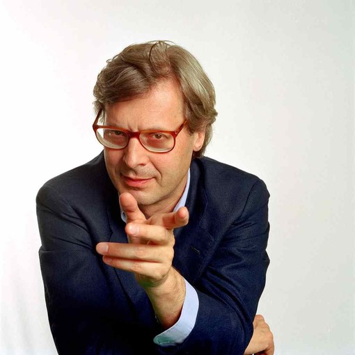 Andora, Vittorio Sgarbi presenta il libro “Il Tesoro d’Italia II”