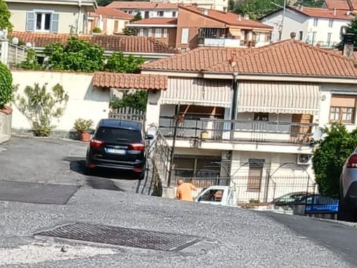 Toirano, la consigliere Peroni: "Pulite le vie private, quelle pubbliche restano nell'abbandono. Ancora una volta figli e figliastri"