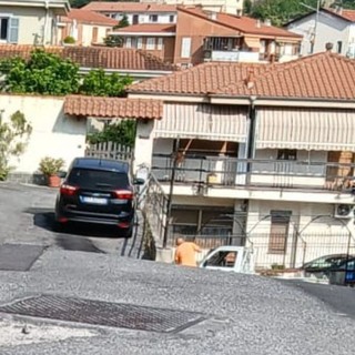 Toirano, la consigliere Peroni: "Pulite le vie private, quelle pubbliche restano nell'abbandono. Ancora una volta figli e figliastri"
