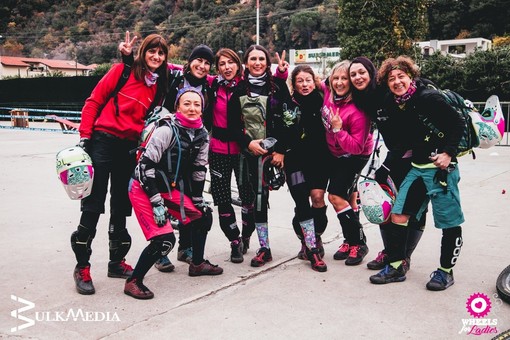 A Finalborgo "Wheels for Ladies" è anche scuola bike "in rosa" A Finalborgo "Wheels for Ladies" è anche scuola bike "in rosa"