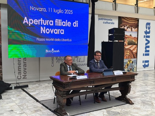 Alcuni momenti dell'inaugurazione tenuta oggi a Novara