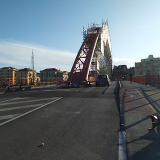 Albenga, riaperta a doppio senso di marcia la viabilità sul Ponte Viveri