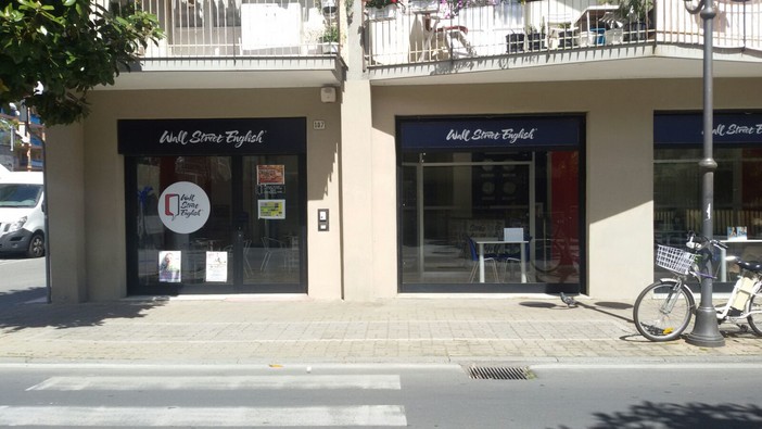 Albenga: svaligiata la sede di Wall Street English e Fondocasa