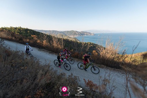 Un video per celebrare l'edizione di Wheels for Ladies da poco conclusasi a Finale Ligure Un video per celebrare l'edizione di Wheels for Ladies da poco conclusasi a Finale Ligure