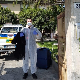 È tornato a casa il borghettino Samuele, da giorni bloccato in Spagna È tornato a casa il borghettino Samuele, da giorni bloccato in Spagna