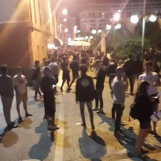Assembramenti in Darsena a Savona. Anselmo (Articolo Uno): "Il sindaco si dimetta"