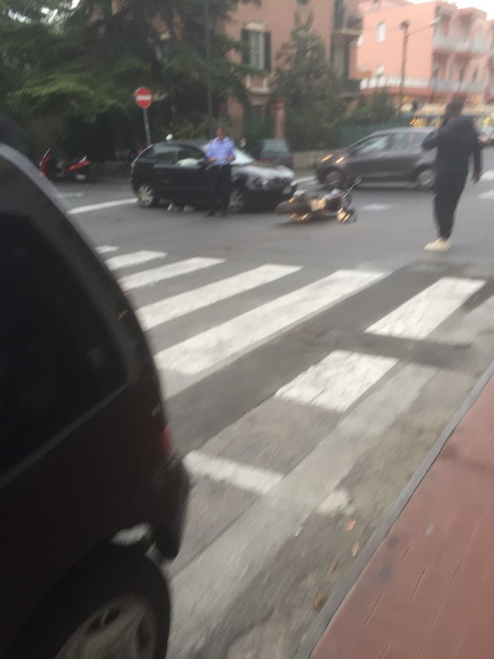 Scontro tra moto e auto ad Albenga