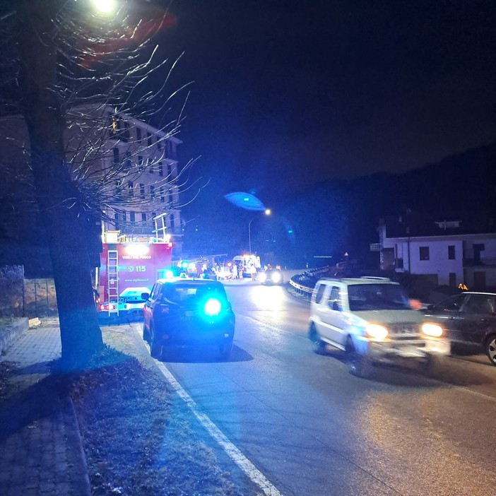 Carcare, scontro tra auto sulla Sp 29 all'altezza di Vispa: soccorsi mobilitati Carcare, scontro tra auto sulla Sp 29 all'altezza di Vispa: soccorsi mobilitati