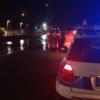 Celle, via Aurelia allagata dalla mareggiata: disagi alla circolazione