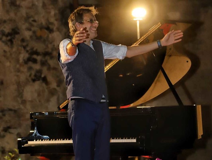 Il maestro Alberto Luppi Musso chiuderà la serata di presentazione della mostra Il maestro Alberto Luppi Musso chiuderà la serata di presentazione della mostra