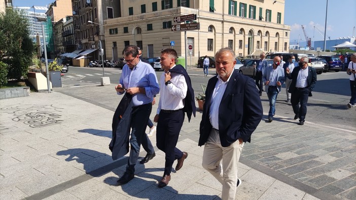 Ministro Giorgetti in visita a Savona, assessore Benveduti (Lega): "Ribadita l'indispensabilità di salvaguardare presidi storici dell'industria ligure come Funivie e Sanac" Ministro Giorgetti in visita a Savona, assessore Benveduti (Lega): "Ribadita l'indispensabilità di salvaguardare presidi storici dell'industria ligure come Funivie e Sanac"