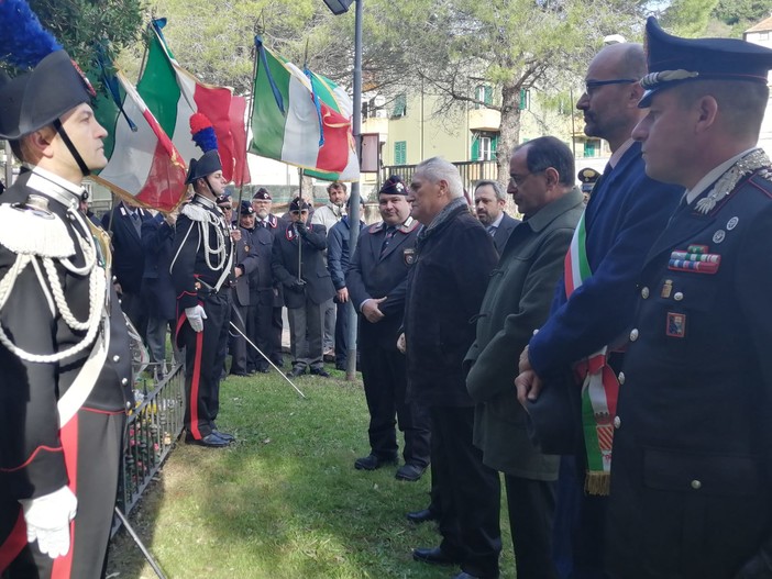 Attentato di Nassiriya. Ancora una volta Finale si stringe nel ricordo di Daniele Ghione (FOTO e VIDEO) Attentato di Nassiriya. Ancora una volta Finale si stringe nel ricordo di Daniele Ghione (FOTO e VIDEO)