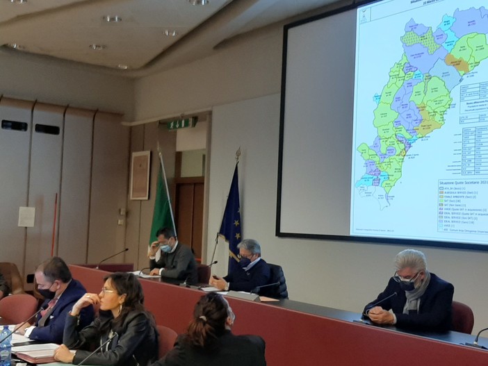Provincia, il presidente Olivieri: "Via libera all'acquisizione di azioni della SAT" Provincia, il presidente Olivieri: "Via libera all'acquisizione di azioni della SAT"