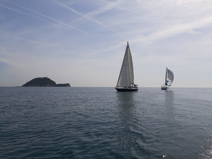 Flauer Alassio: seconda edizione di "Yacht&amp;Flowers", il contest che unisce il piacere di navigare con quello della buona tavola