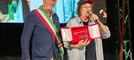 Zucchero Fornaciari ad Alassio, intervista e consegna delle chiavi della città (FOTO)