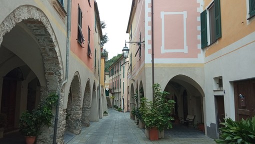Zuccarello, concerto del M° Simone Stella alla chiesa di San Bartolomeo Zuccarello, concerto del M° Simone Stella alla chiesa di San Bartolomeo