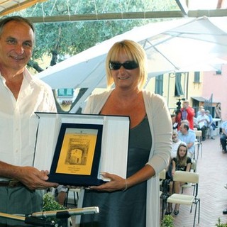 Alassio: consegna del Premio Speciale Anthia 2010 alla Zioni