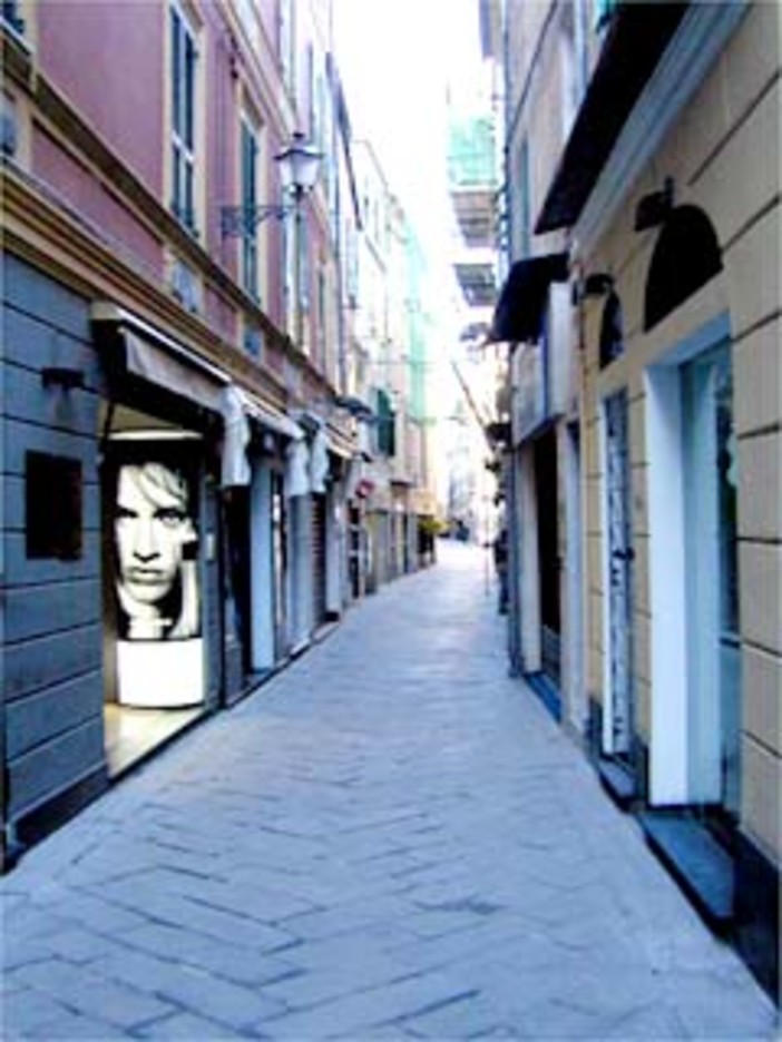 Alassio: passeggiata tra i vicoli e teatro con I Senzatetto Alassio: passeggiata tra i vicoli e teatro con I Senzatetto