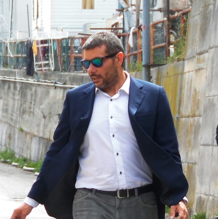 Profughi rifiutano il cibo a Cairo, Parino:"Stop arrivi in Liguria, anche a Savona ordinanza che vieti ingresso mmigrati"