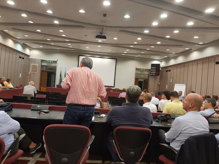 Tpl, Bozzano attacca il comune di Savona all'assemblea dei sindaci: "Basta con l'egemonia del comune capoluogo"