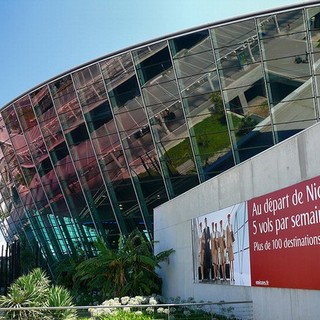 Aeroporto di Nizza: per il suo sviluppo arrivano 100 milioni di euro dall'Europa Aeroporto di Nizza: per il suo sviluppo arrivano 100 milioni di euro dall'Europa