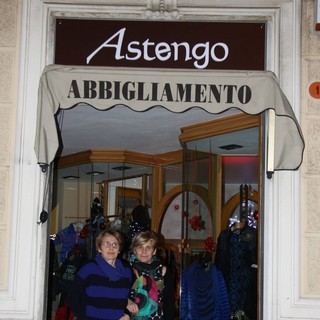 75 anni e non sentirli: compleanno speciale per "Abbigliamento Astengo" di Valleggia 75 anni e non sentirli: compleanno speciale per "Abbigliamento Astengo" di Valleggia