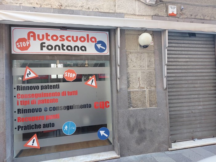 Savona, autoscuola sospesa per irregolarità sino a novembre. Gli utenti: "Abbiamo pagato anticipatamente"