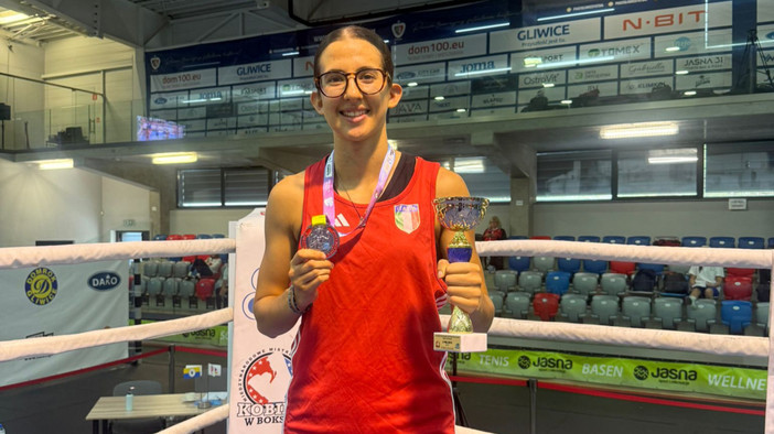 Albenga celebra Amelia Zamana, bronzo ai Mondiali Under 19 di boxe a Bangkok: "Orgoglio per la città e esempio per i giovani"