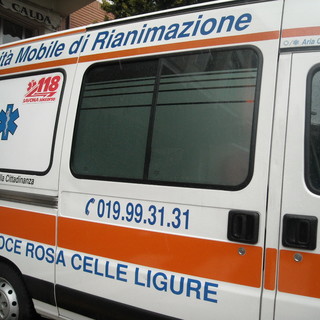 Varazze: crolla scalone, 3 feriti leggeri all&amp;#039;Hotel Ast