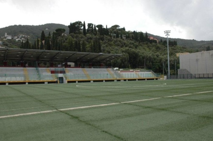 Calcio, Pontelungo. Vittoria "a caro prezzo" per i granata ad Alassio: "Portafogli vuoti al rientro negli spogliatoi"