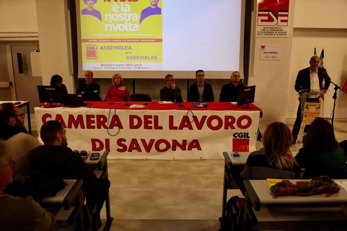 Referendum lavoro, assemblea della Cgil Savona: malattie professionali aumentate del 16%, 790 i licenziamenti nel 2024 (FOTO)