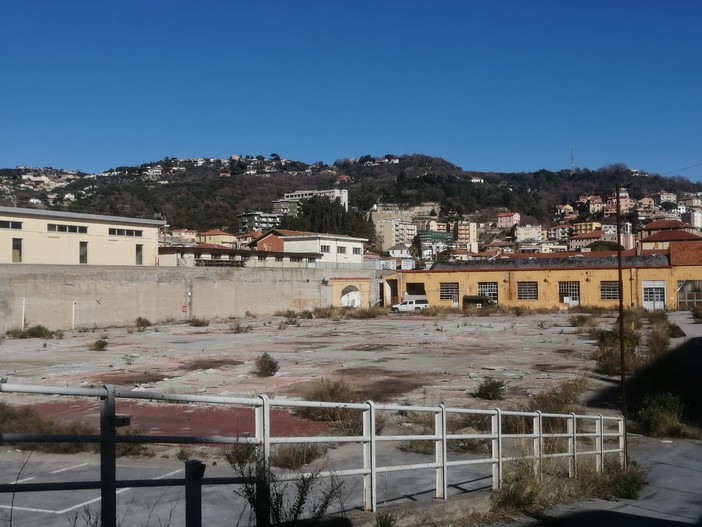 Gli Incursori della Marina Militare in addestramento nel ponente ligure