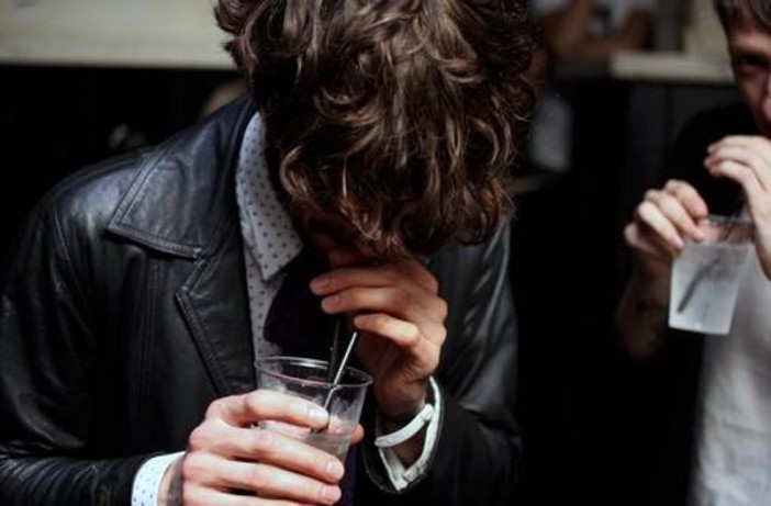 A Cairo un dibattito per contrastare il problema dell'alcool in adolescenza
