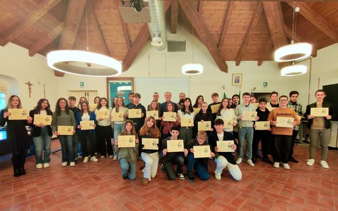 Andora festeggia i suoi studenti meritevoli di scuole medie e superiori