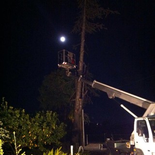 Albenga: interventi di messa in sicurezza del territorio durante tutta la notte