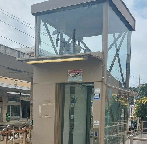 Varazze, nuovamente attivo l'ascensore di collegamento al sottopasso della stazione Varazze, nuovamente attivo l'ascensore di collegamento al sottopasso della stazione