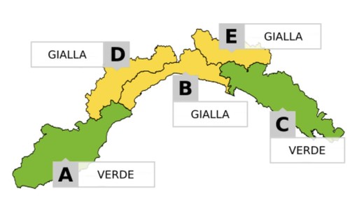 Maltempo, l'allerta gialla per neve chiude in anticipo Maltempo, l'allerta gialla per neve chiude in anticipo
